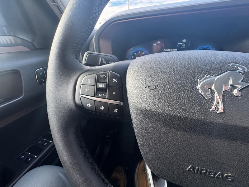 Ford Bronco Sport Vehicle Full-screen Gallery Image 14