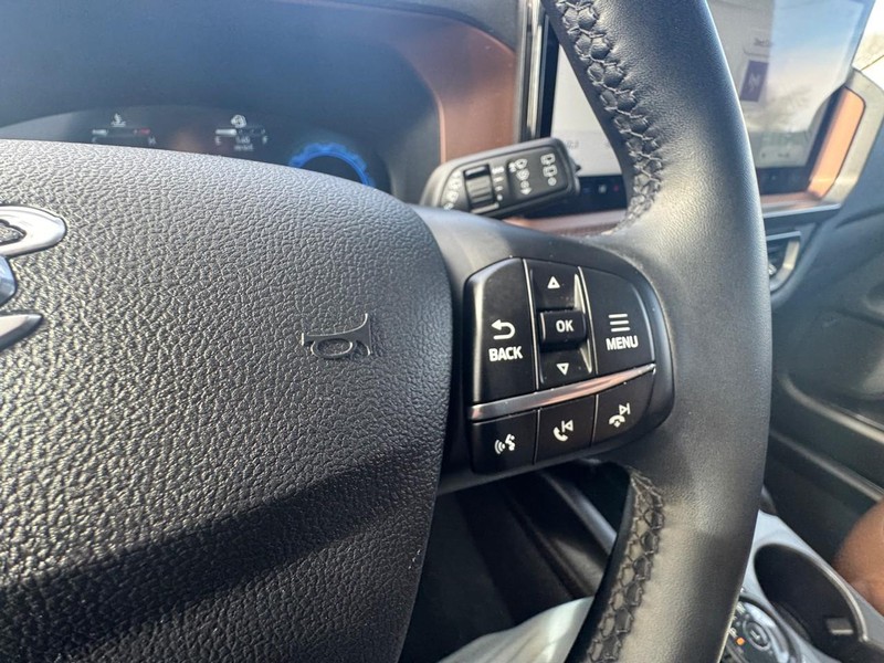 Ford Bronco Sport Vehicle Full-screen Gallery Image 15