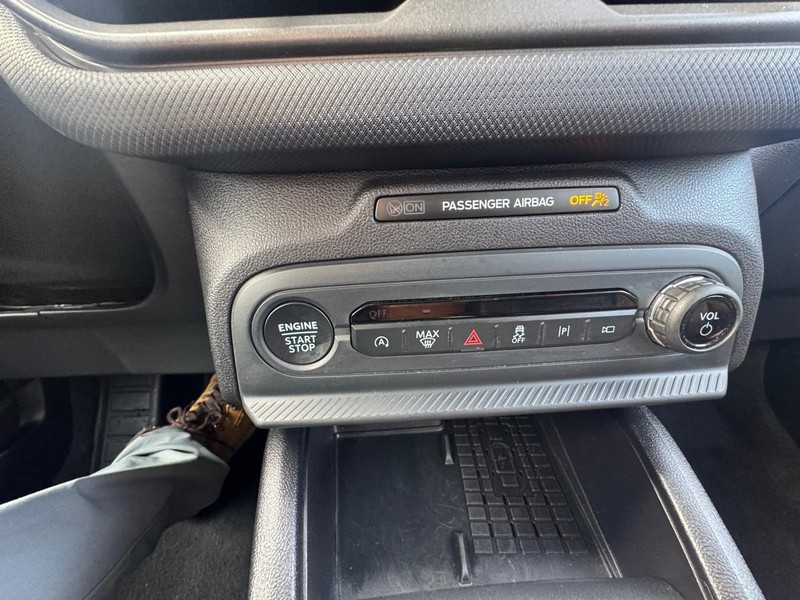 Ford Bronco Sport Vehicle Full-screen Gallery Image 20