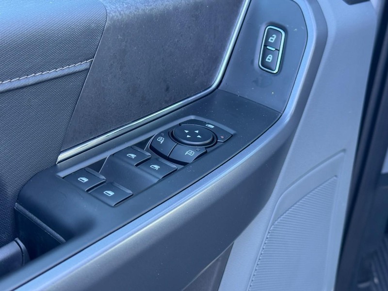 Ford F-150 Vehicle Image 12