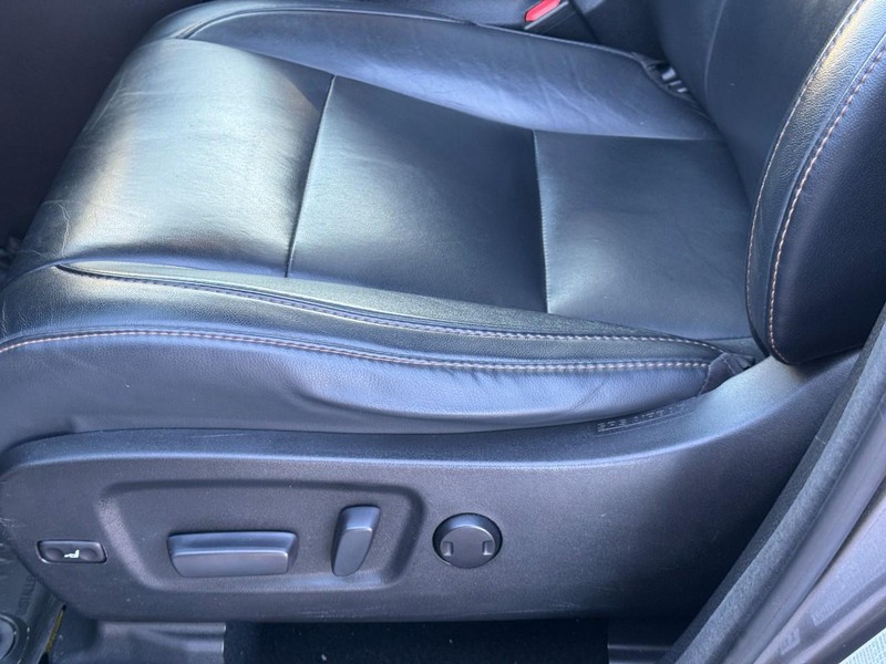 Toyota Highlander Vehicle Image 27