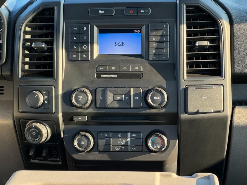 Ford F-150 Vehicle Image 13