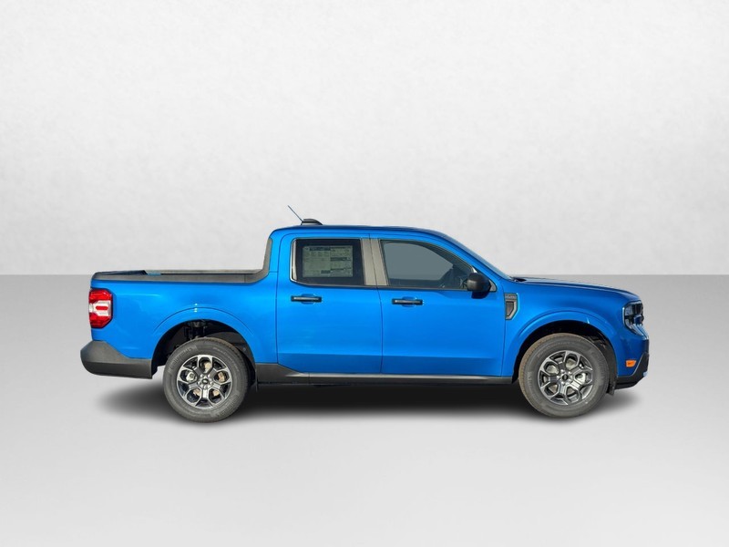 Ford Maverick Vehicle Image 02