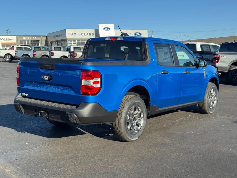 Ford Maverick Vehicle Image 03