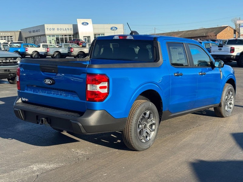Ford Maverick Vehicle Image 03