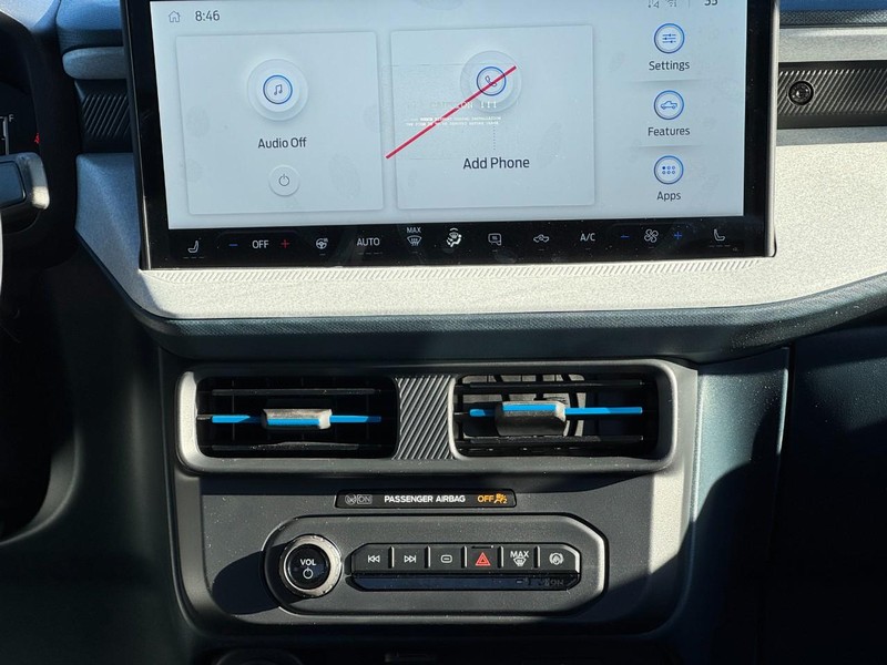 Ford Maverick Vehicle Image 08