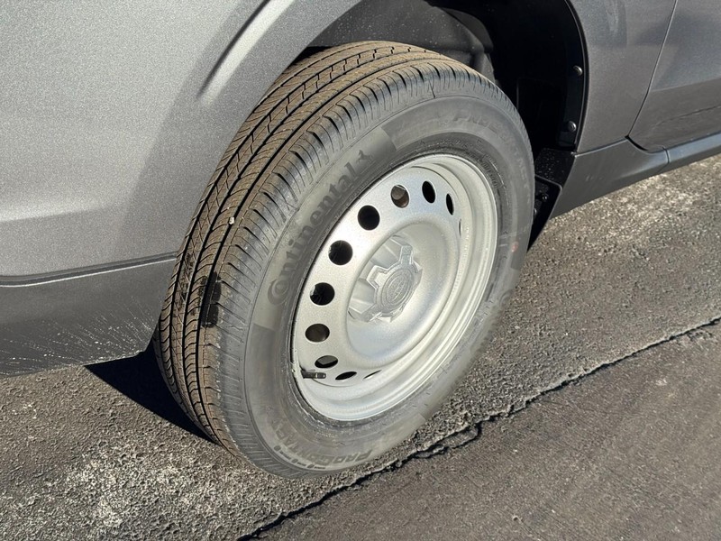 Ford Maverick Vehicle Image 04