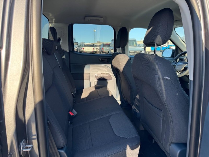 Ford Maverick Vehicle Image 05