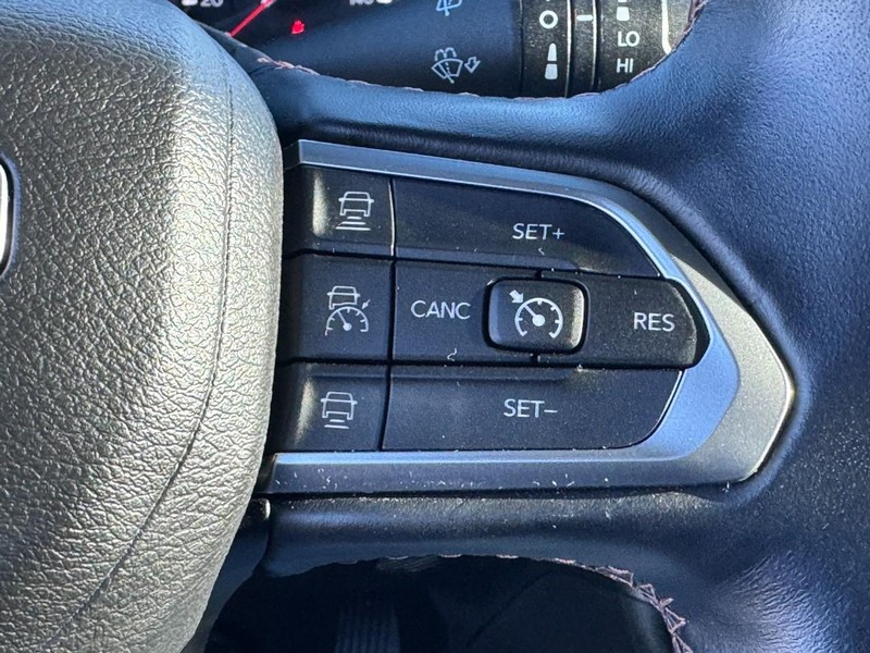Jeep Compass Vehicle Image 19