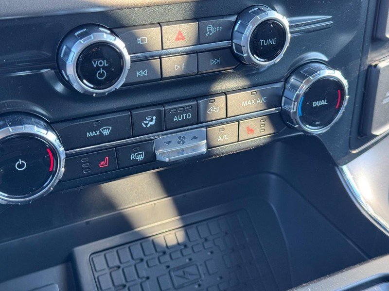 Ford F-150 Vehicle Image 17