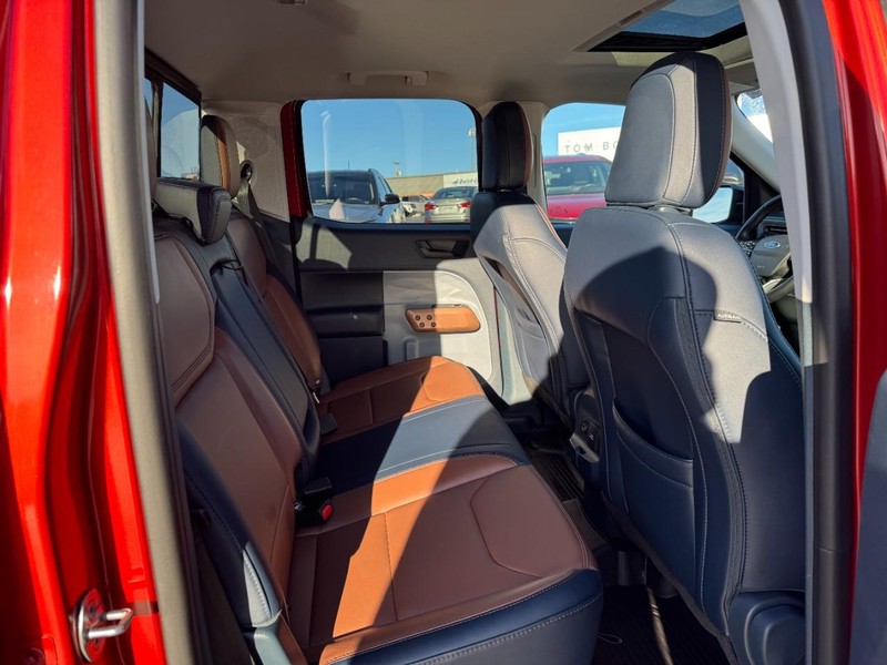 Ford Maverick Vehicle Image 10