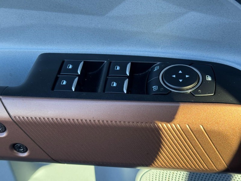 Ford Maverick Vehicle Image 23