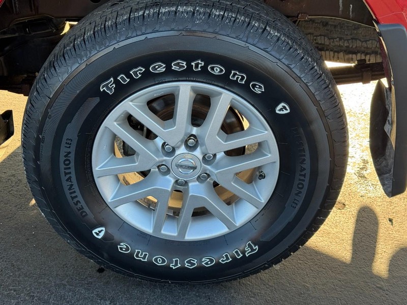 Nissan Frontier Vehicle Image 07