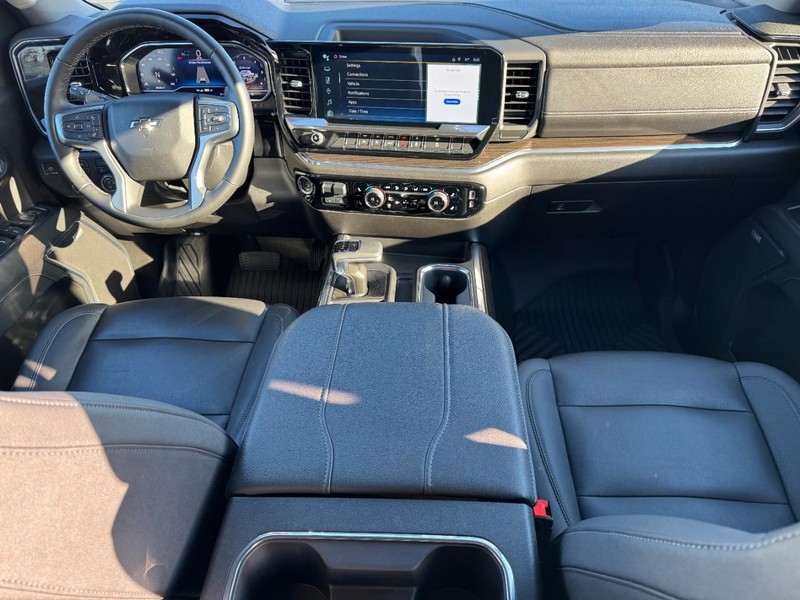 Chevrolet Silverado 1500 Vehicle Image 11