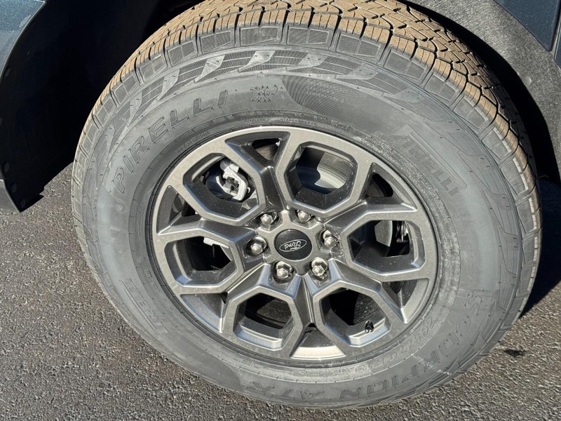 Ford Expedition Max Vehicle Image 04