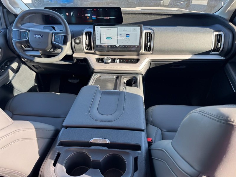 Ford Expedition Max Vehicle Image 07