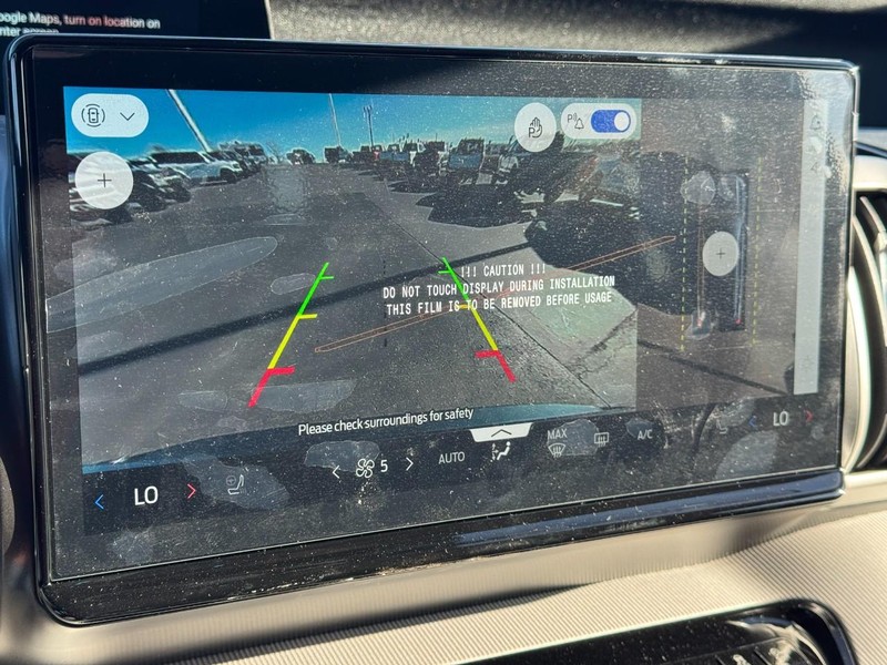 Ford Expedition Max Vehicle Image 16