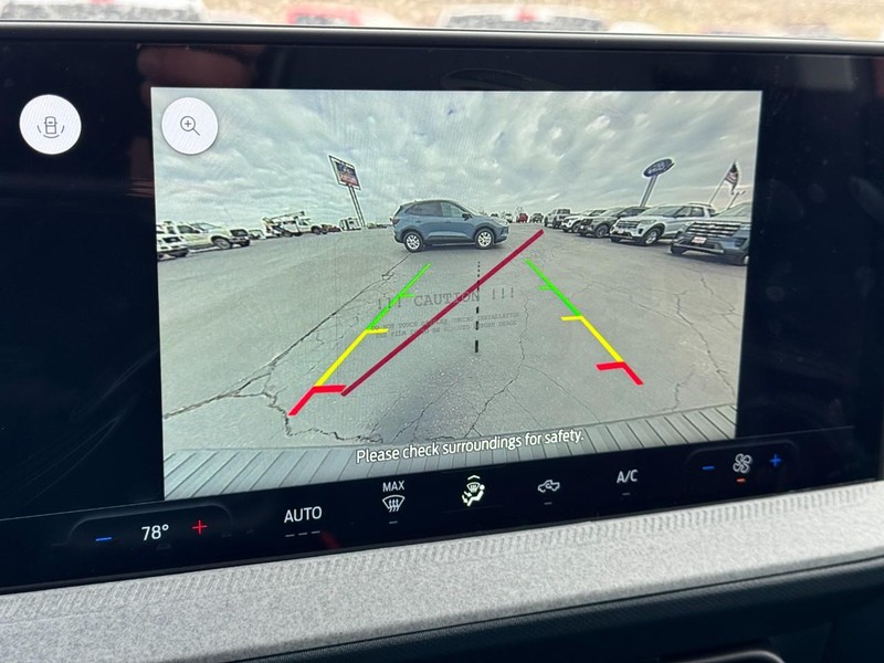 Ford Maverick Vehicle Image 15