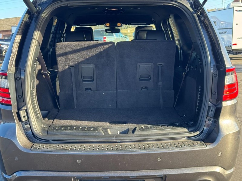 Dodge Durango Vehicle Full-screen Gallery Image 04