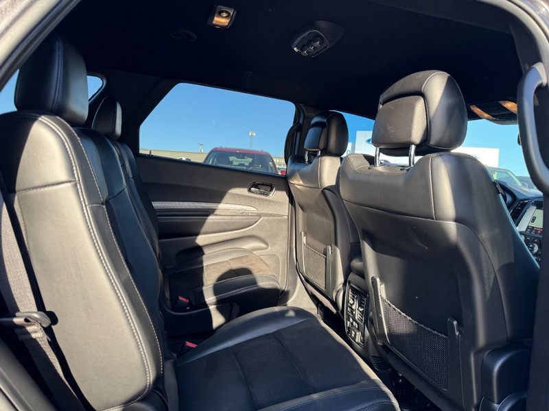 Dodge Durango Vehicle Full-screen Gallery Image 10