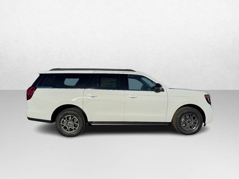 Ford Expedition Max Vehicle Image 02