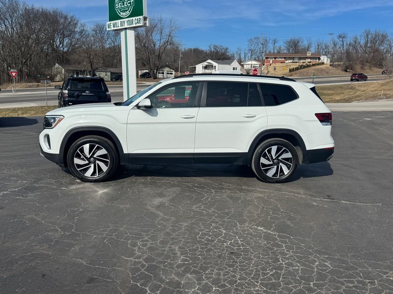 Volkswagen Atlas Vehicle Image 02