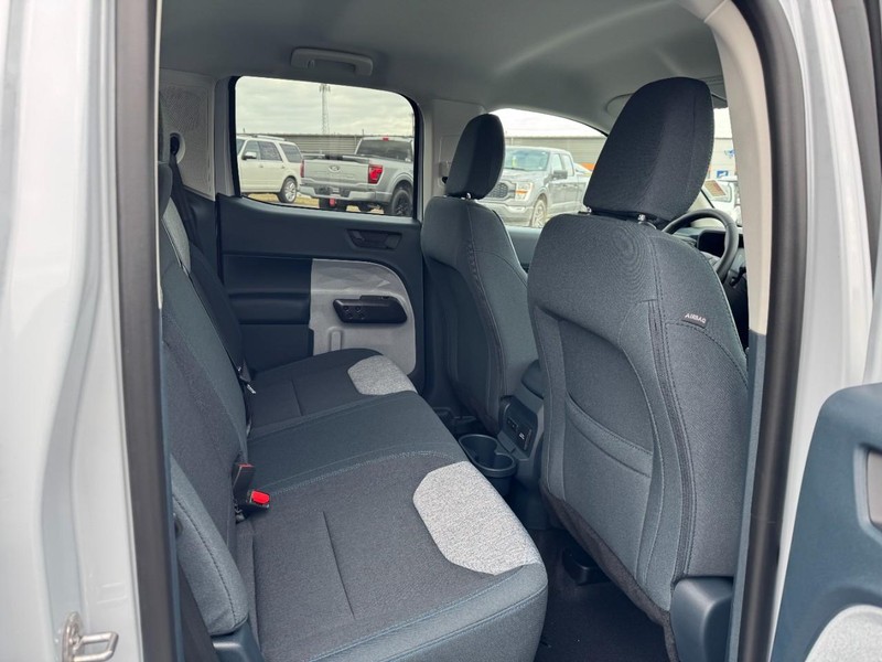 Ford Maverick Vehicle Image 05