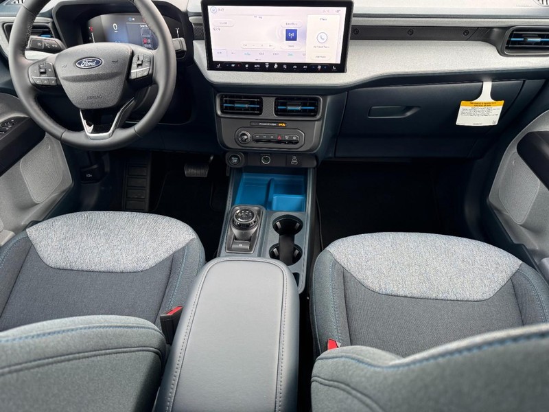 Ford Maverick Vehicle Image 06