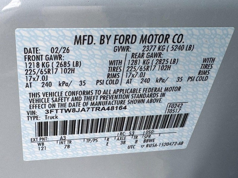 Ford Maverick Vehicle Image 16