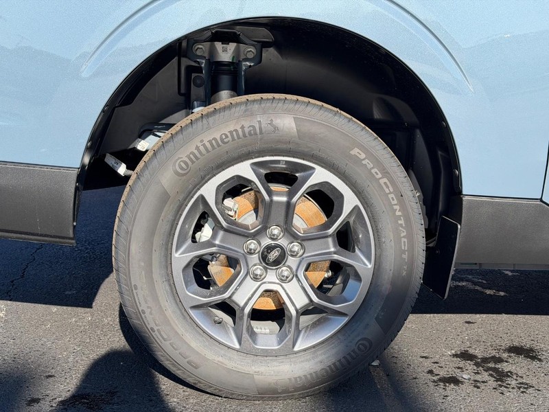 Ford Maverick Vehicle Image 04