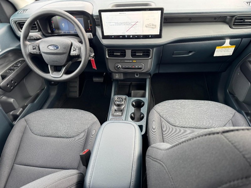 Ford Maverick Vehicle Image 06