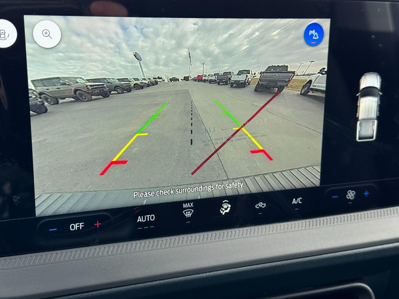 Ford Maverick Vehicle Image 15