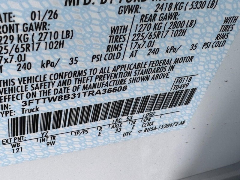 Ford Maverick Vehicle Image 16