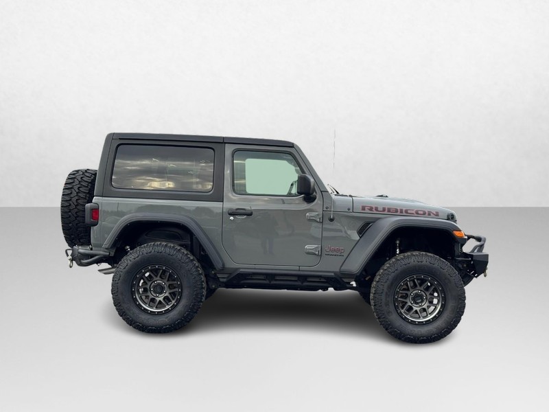 Jeep Wrangler Vehicle Image 02