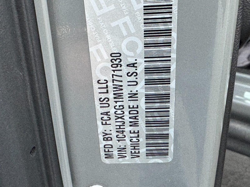 Jeep Wrangler Vehicle Image 24