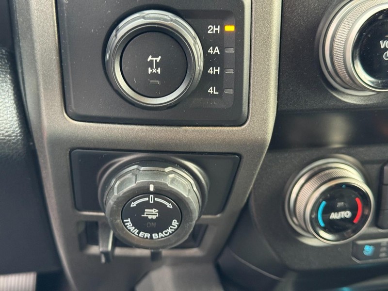 Ford F-150 Vehicle Image 24