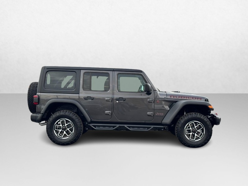 Jeep Wrangler Vehicle Image 02