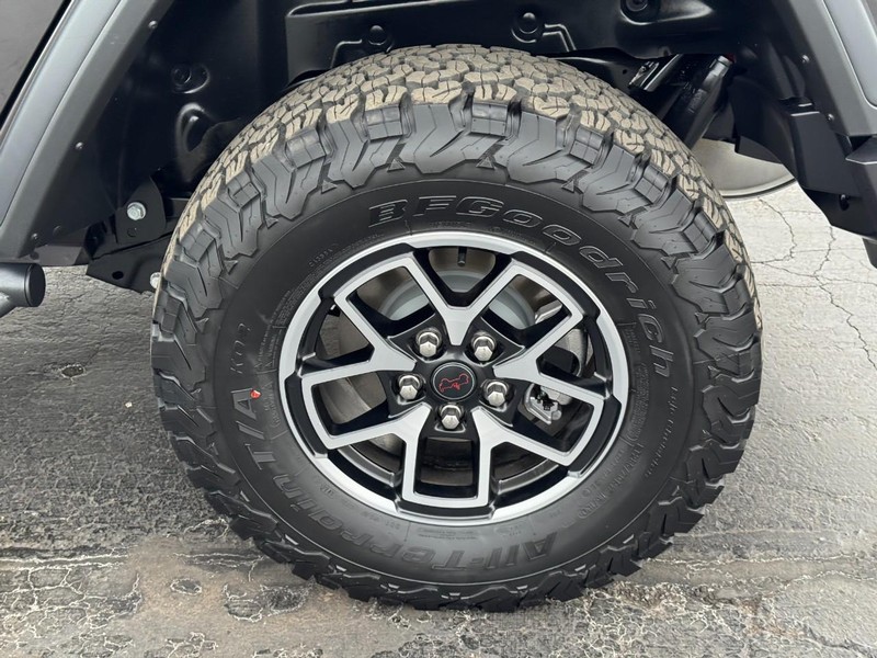 Jeep Wrangler Vehicle Image 07