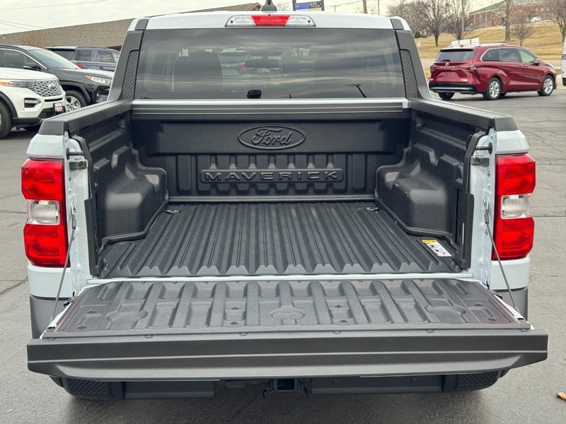 Ford Maverick Vehicle Image 04