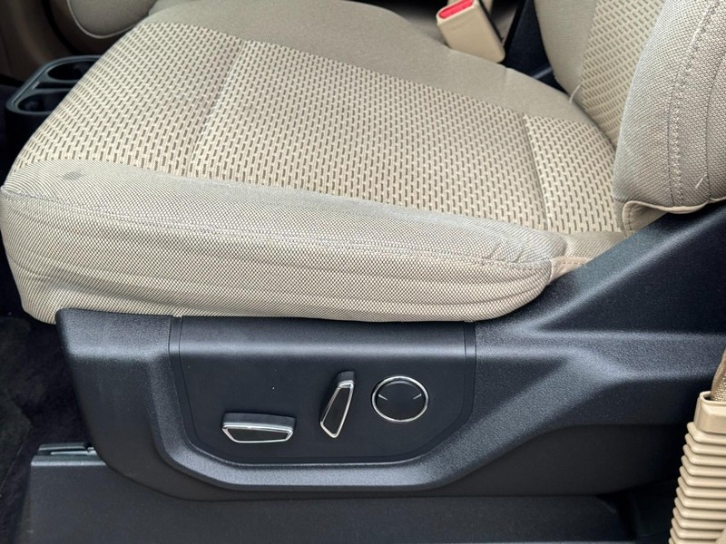 Ford F-150 Vehicle Image 23