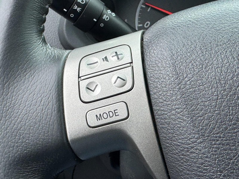 Toyota Corolla Vehicle Image 15