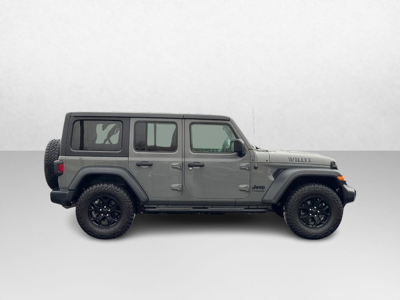 Jeep Wrangler Unlimited Vehicle Image 02
