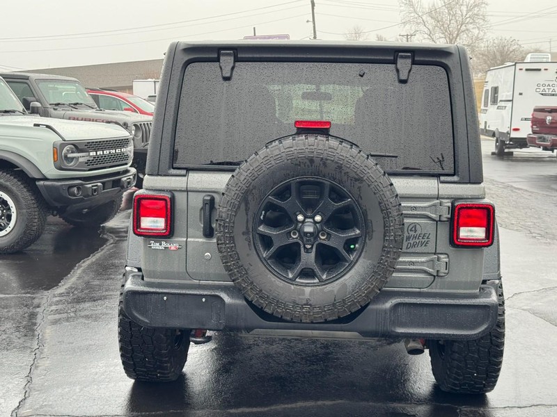 Jeep Wrangler Unlimited Vehicle Image 05