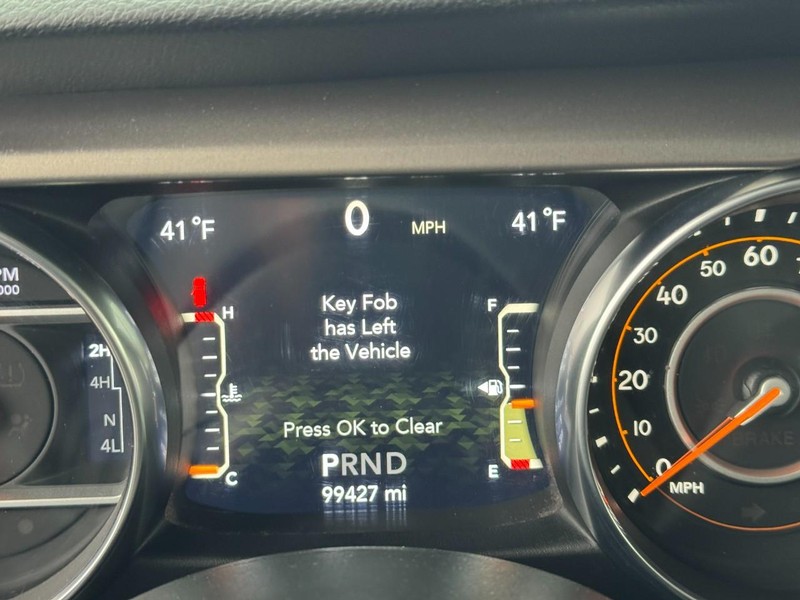 Jeep Wrangler Unlimited Vehicle Image 19