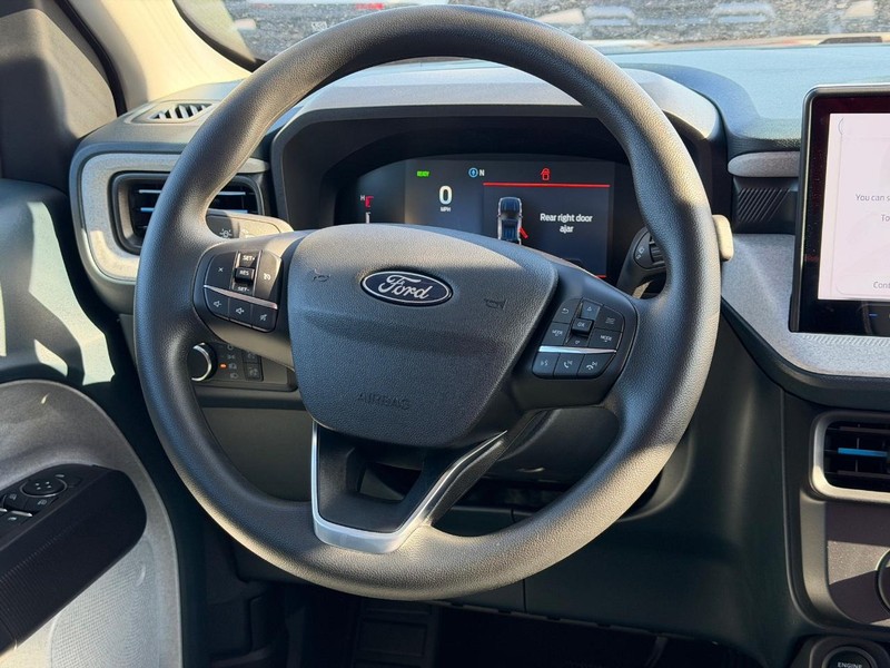 Ford Maverick Vehicle Image 07