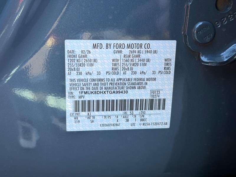 Ford Explorer Vehicle Image 18