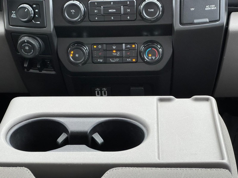 Ford F-150 Vehicle Image 14