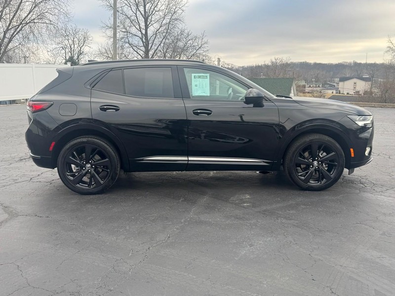 Buick Envision Vehicle Full-screen Gallery Image 05