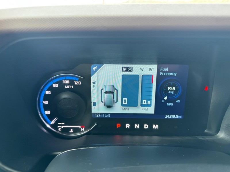 Ford Bronco Vehicle Full-screen Gallery Image 14