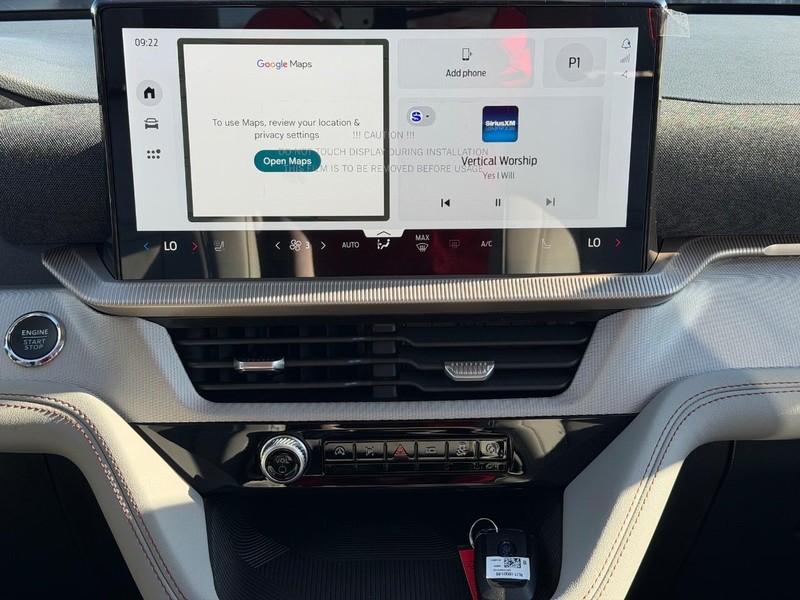 Ford Explorer Vehicle Image 09